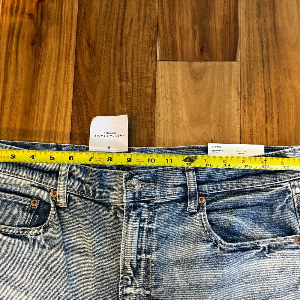 American Eagle high-rise baggy bermuda jean shorts W12 - Picture 4 of 6